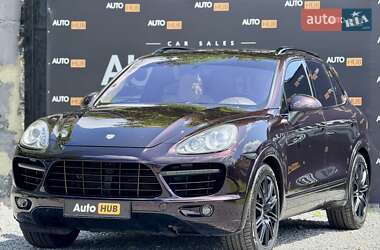 Внедорожник / Кроссовер Porsche Cayenne 2011 в 