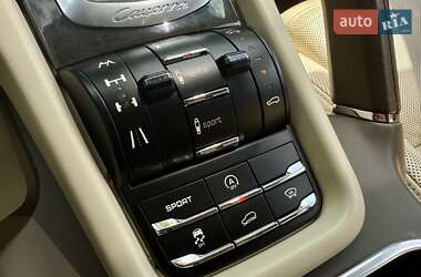 Внедорожник / Кроссовер Porsche Cayenne 2011 в 