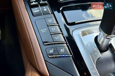 Внедорожник / Кроссовер Porsche Cayenne 2016 в 