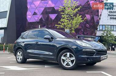Позашляховик / Кросовер Porsche Cayenne 2013 в Києві