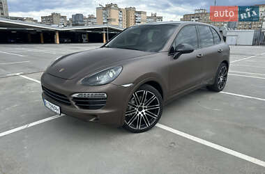 Porsche Cayenne 2010 Porsche Cayenne 2010