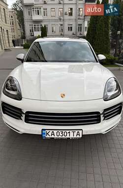 Внедорожник / Кроссовер Porsche Cayenne 2020 в 