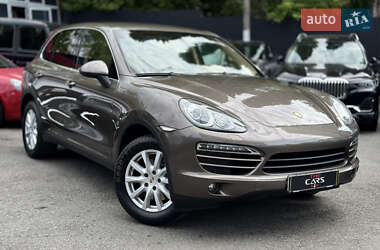 Позашляховик / Кросовер Porsche Cayenne 2010 в Києві