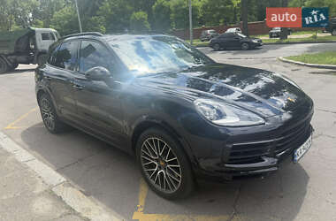 Внедорожник / Кроссовер Porsche Cayenne 2020 в 