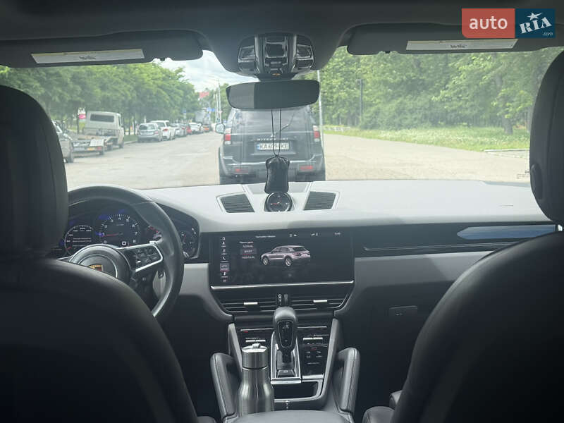 Позашляховик / Кросовер Porsche Cayenne 2020 в Києві фото 24 Позашляховик / Кросовер Porsche Cayenne 2020 в Києві