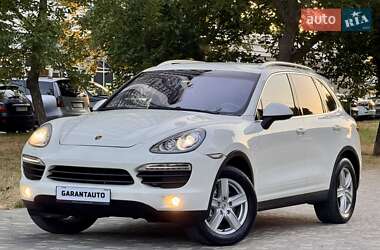Внедорожник / Кроссовер Porsche Cayenne 2011 в 