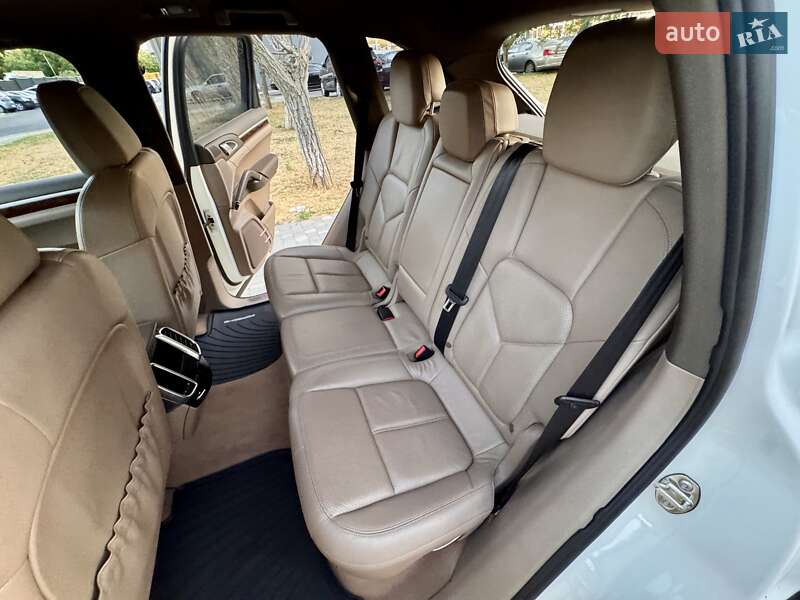 Позашляховик / Кросовер Porsche Cayenne 2011 в Одесі фото 60 Позашляховик / Кросовер Porsche Cayenne 2011 в Одесі