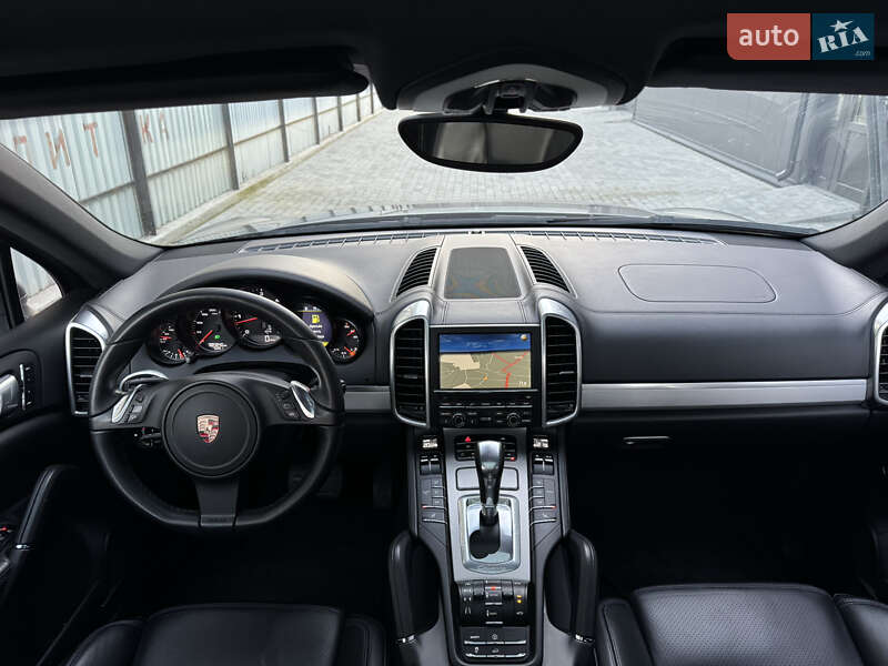Внедорожник / Кроссовер Porsche Cayenne 2011 в Остроге фото 21 Внедорожник / Кроссовер Porsche Cayenne 2011 в Остроге