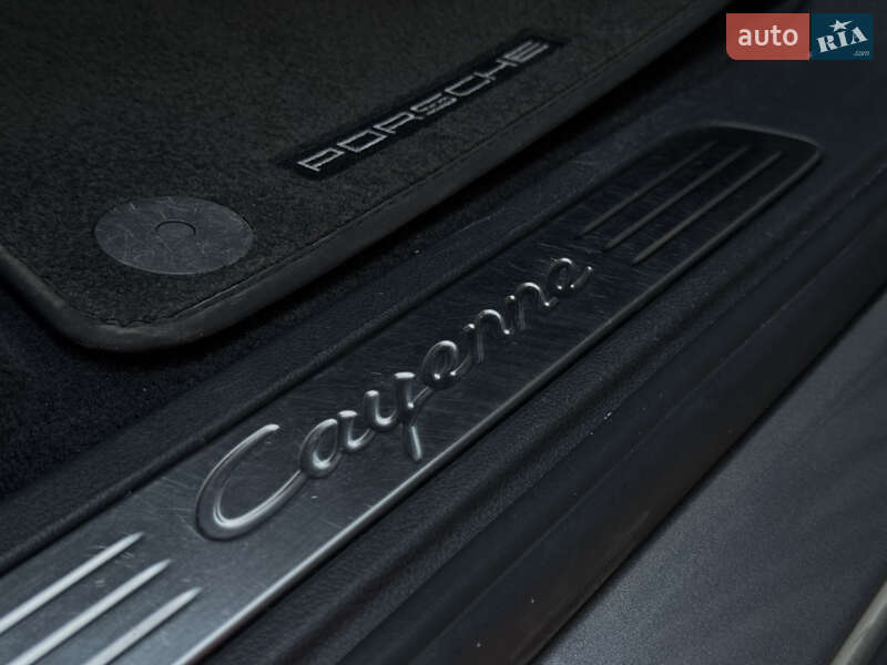 Внедорожник / Кроссовер Porsche Cayenne 2011 в Остроге фото 34 Внедорожник / Кроссовер Porsche Cayenne 2011 в Остроге