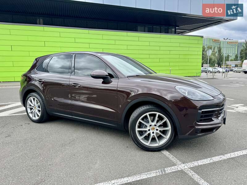 Внедорожник / Кроссовер Porsche Cayenne 2018 в Киеве