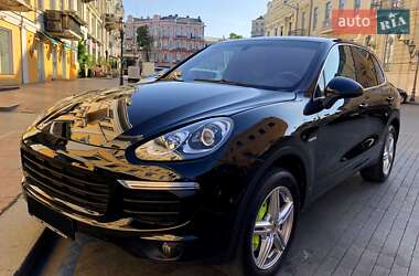 Позашляховик / Кросовер Porsche Cayenne 2015 в Одесі
