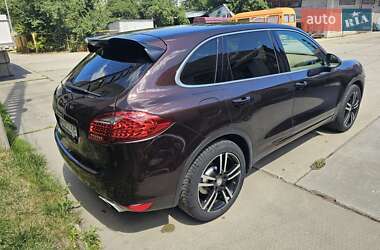 Позашляховик / Кросовер Porsche Cayenne 2013 в 