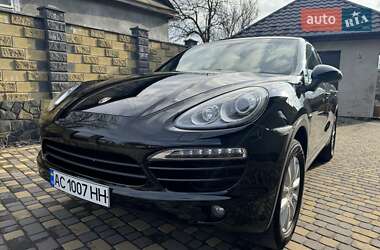 Внедорожник / Кроссовер Porsche Cayenne 2012 в 
