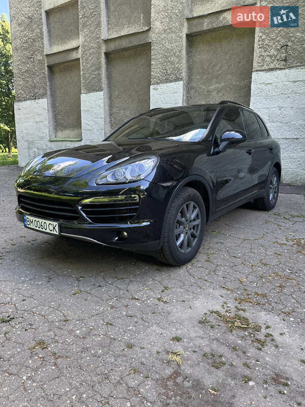 Внедорожник / Кроссовер Porsche Cayenne 2011 в 