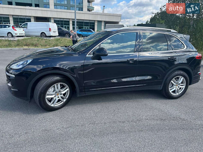 Внедорожник / Кроссовер Porsche Cayenne 2016 в Днепре фото 5 Внедорожник / Кроссовер Porsche Cayenne 2016 в Днепре