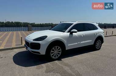 Внедорожник / Кроссовер Porsche Cayenne 2018 в Киеве