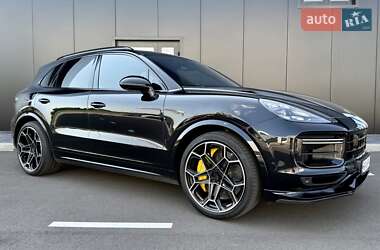 Внедорожник / Кроссовер Porsche Cayenne 2018 в Киеве