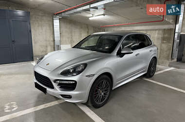Внедорожник / Кроссовер Porsche Cayenne 2013 в 