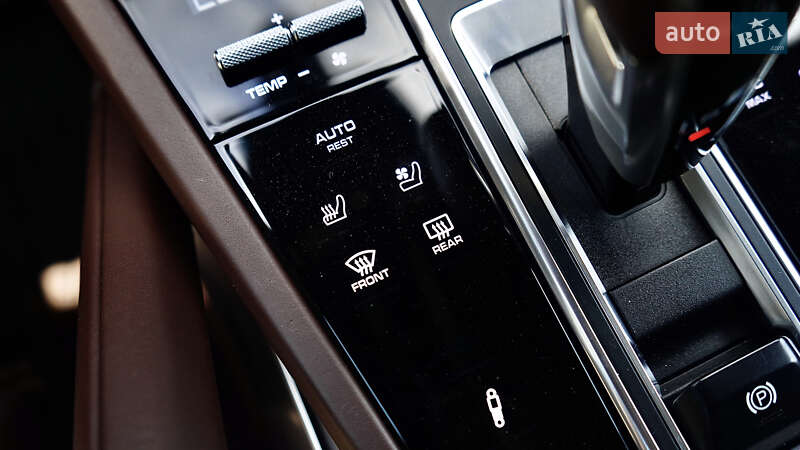 Позашляховик / Кросовер Porsche Cayenne 2020 в Львові