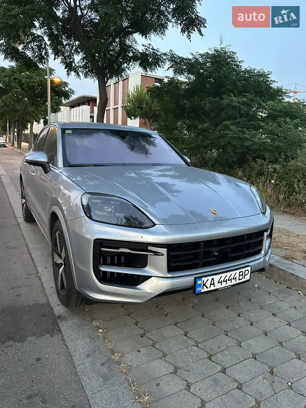 Porsche Cayenne 2023
