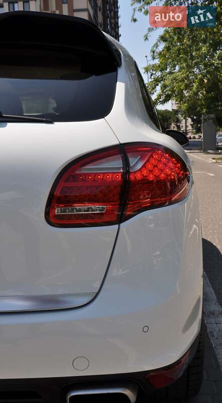 Внедорожник / Кроссовер Porsche Cayenne 2012 в Одессе фото 9 Внедорожник / Кроссовер Porsche Cayenne 2012 в Одессе