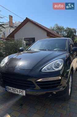 Позашляховик / Кросовер Porsche Cayenne 2014 в 