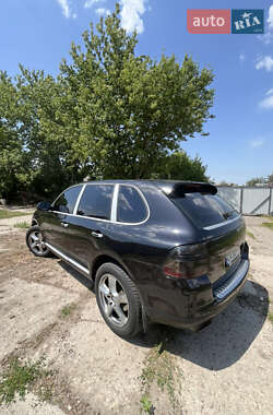 Позашляховик / Кросовер Porsche Cayenne 2005 в 
