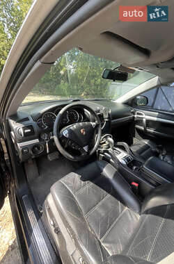 Позашляховик / Кросовер Porsche Cayenne 2005 в 