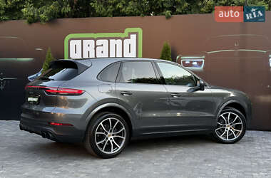 Позашляховик / Кросовер Porsche Cayenne 2019 в 