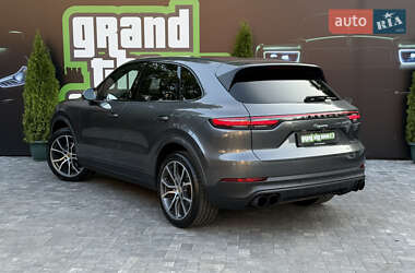 Позашляховик / Кросовер Porsche Cayenne 2019 в 