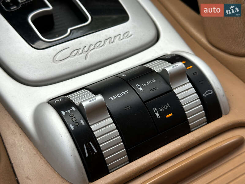 Позашляховик / Кросовер Porsche Cayenne 2008 в Києві