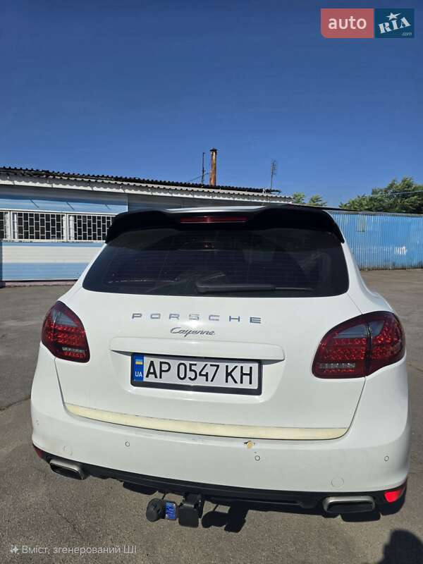 Внедорожник / Кроссовер Porsche Cayenne 2012 в Запорожье