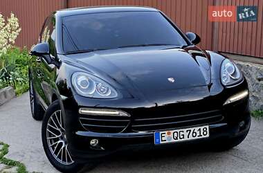 Позашляховик / Кросовер Porsche Cayenne 2011 в 