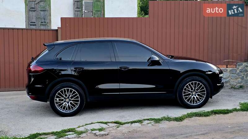 Внедорожник / Кроссовер Porsche Cayenne 2011 в Полтаве