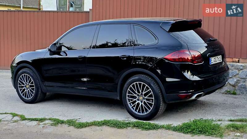 Внедорожник / Кроссовер Porsche Cayenne 2011 в Полтаве