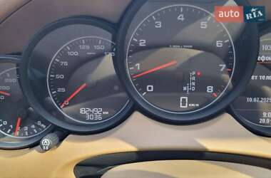 Позашляховик / Кросовер Porsche Cayenne 2011 в 