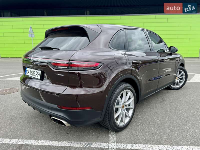 Позашляховик / Кросовер Porsche Cayenne 2018 в Києві