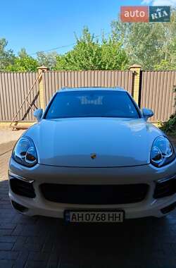 Porsche Cayenne 2016