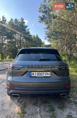 Внедорожник / Кроссовер Porsche Cayenne 2019 в 