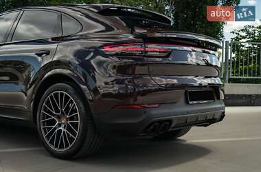 Внедорожник / Кроссовер Porsche Cayenne 2019 в 