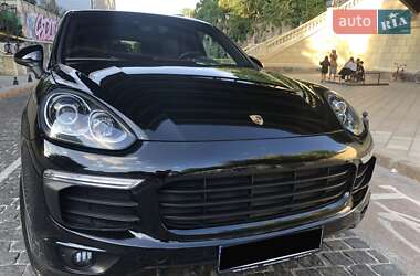 Внедорожник / Кроссовер Porsche Cayenne 2015 в Одессе