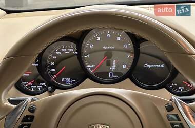 Внедорожник / Кроссовер Porsche Cayenne 2014 в 