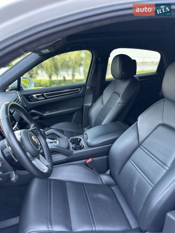 Позашляховик / Кросовер Porsche Cayenne 2020 в Дніпрі