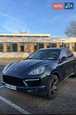 Позашляховик / Кросовер Porsche Cayenne 2010 в 