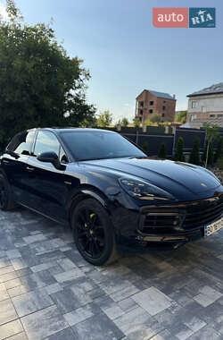 Porsche Cayenne 2019