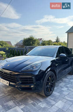 Позашляховик / Кросовер Porsche Cayenne 2019 в 