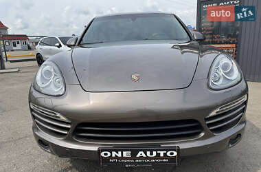 Позашляховик / Кросовер Porsche Cayenne 2012 в 