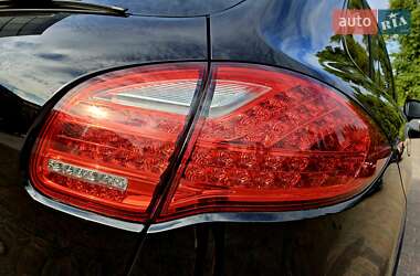 Позашляховик / Кросовер Porsche Cayenne 2013 в 