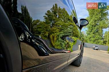 Позашляховик / Кросовер Porsche Cayenne 2013 в 