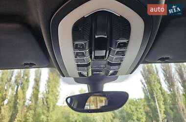 Позашляховик / Кросовер Porsche Cayenne 2013 в 